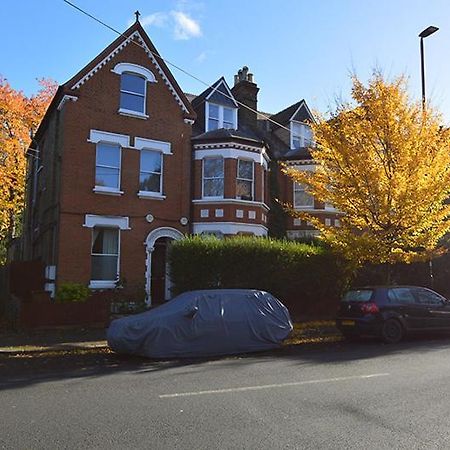 2 Bedroom Top Floor Flat, West Dulwich Free Street Parking Londyn Zewnętrze zdjęcie