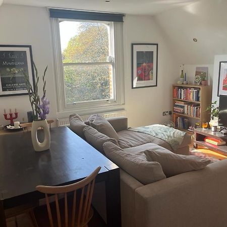 2 Bedroom Top Floor Flat, West Dulwich Free Street Parking Londyn Zewnętrze zdjęcie